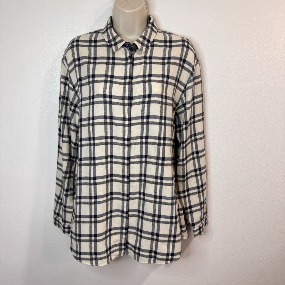 Lafayette 148 New York Blouse Shirt M Tunic Button Flannel White Gray Blue Plaid